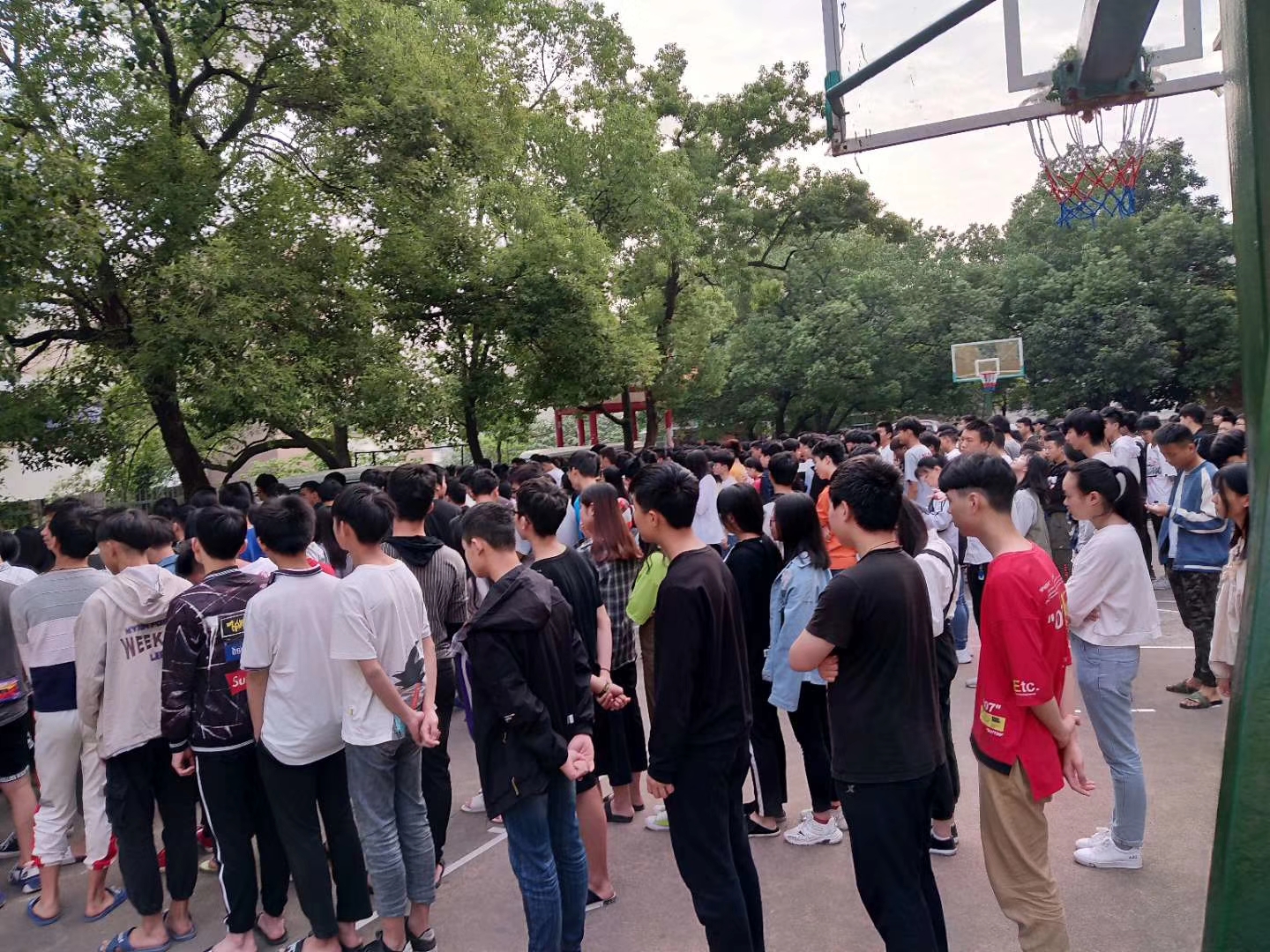 邵陽(yáng)市華龍中學(xué),邵陽(yáng)中學(xué)教育,高中教育,師資雄厚,名優(yōu)教師 邵陽(yáng)市華龍中學(xué),邵陽(yáng)中學(xué)教育,高中教育,師資雄厚,名優(yōu)教師