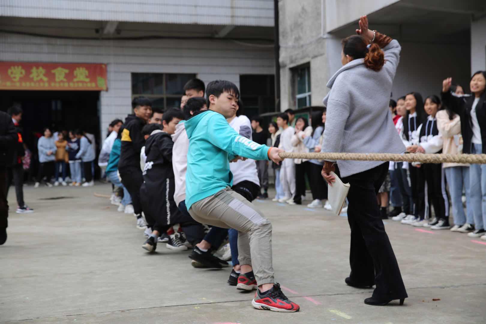 邵陽市華龍中學(xué),邵陽中學(xué)教育,高中教育,師資雄厚,名優(yōu)教師 邵陽市華龍中學(xué),邵陽中學(xué)教育,高中教育,師資雄厚,名優(yōu)教師