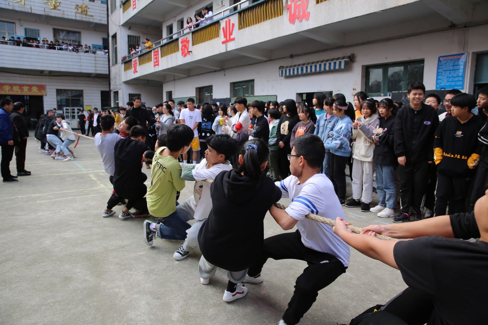 邵陽市華龍中學(xué),邵陽中學(xué)教育,高中教育,師資雄厚,名優(yōu)教師 邵陽市華龍中學(xué),邵陽中學(xué)教育,高中教育,師資雄厚,名優(yōu)教師