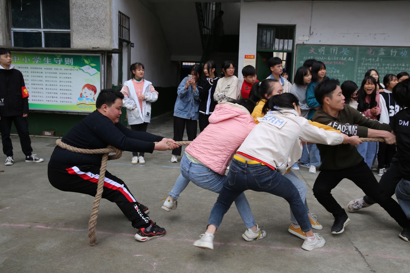 邵陽市華龍中學(xué),邵陽中學(xué)教育,高中教育,師資雄厚,名優(yōu)教師 邵陽市華龍中學(xué),邵陽中學(xué)教育,高中教育,師資雄厚,名優(yōu)教師