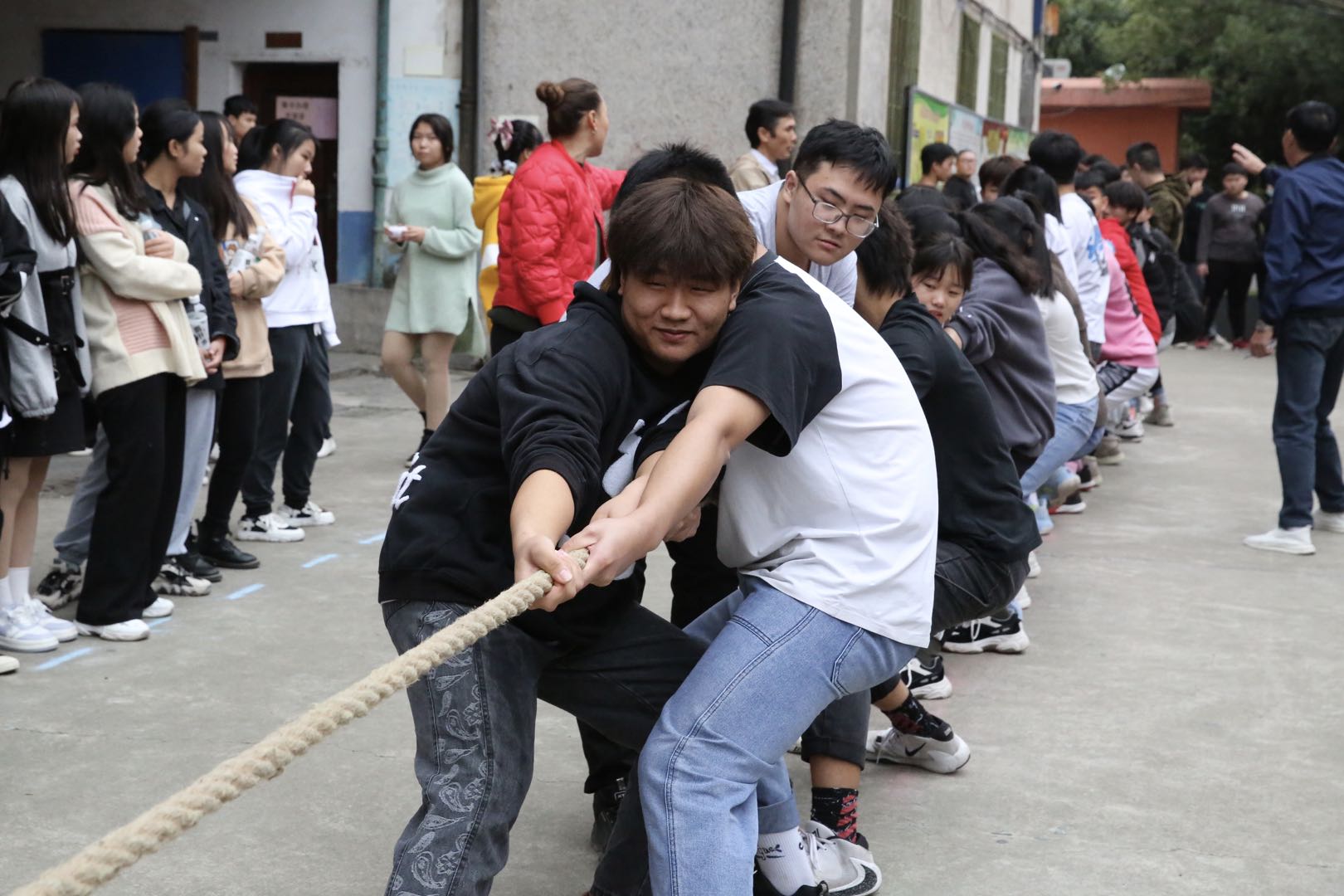 邵陽市華龍中學(xué),邵陽中學(xué)教育,高中教育,師資雄厚,名優(yōu)教師 邵陽市華龍中學(xué),邵陽中學(xué)教育,高中教育,師資雄厚,名優(yōu)教師