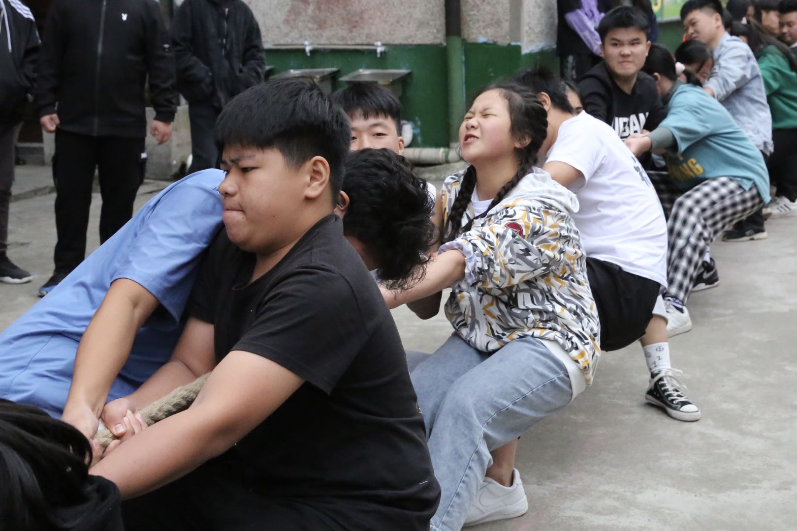 邵陽市華龍中學(xué),邵陽中學(xué)教育,高中教育,師資雄厚,名優(yōu)教師 邵陽市華龍中學(xué),邵陽中學(xué)教育,高中教育,師資雄厚,名優(yōu)教師