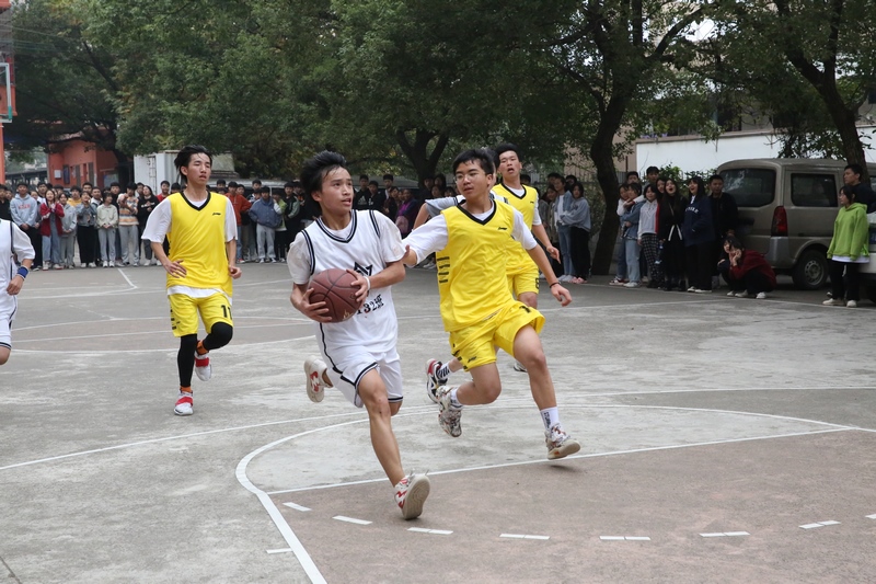 邵陽市華龍中學,邵陽中學教育,高中教育,師資雄厚,名優(yōu)教師 邵陽市華龍中學,邵陽中學教育,高中教育,師資雄厚,名優(yōu)教師
