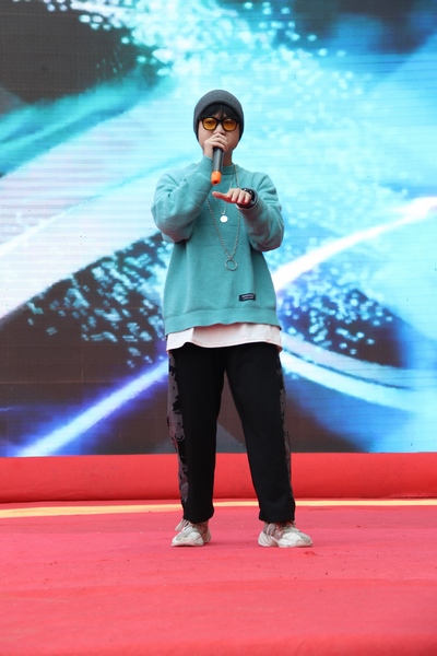 邵陽市華龍中學(xué),邵陽中學(xué)教育,高中教育,師資雄厚,名優(yōu)教師 邵陽市華龍中學(xué),邵陽中學(xué)教育,高中教育,師資雄厚,名優(yōu)教師